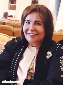 Asma Saqer Al Qassimi  في البال أغنية