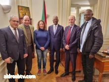 علي المرعبي  وفد اعلامي عربي تضامني في زيارة لسفارة السودان بباريس